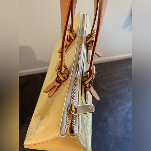 Sold! Louis Vuitton Vernis Rosewood Ave Perle w/ COA - Picture 13 of 17